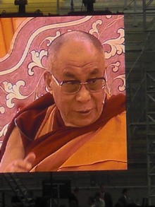 Klausens SERIELLO Der Dalai Lama in Frankfurt 30.7.2009 Commerzbank Arena